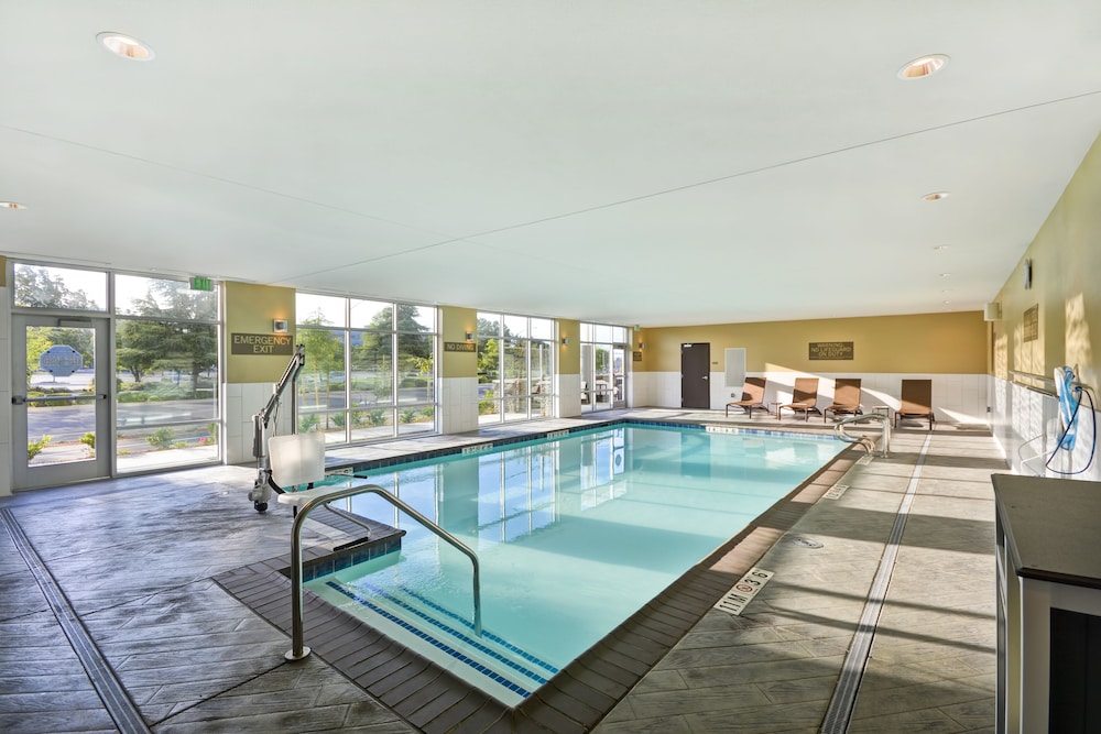Hyatt Place Fresno 9/28