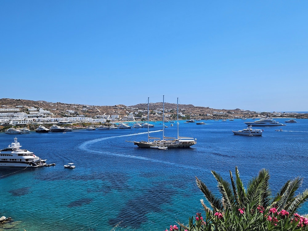 Mykonos Azure 25/50