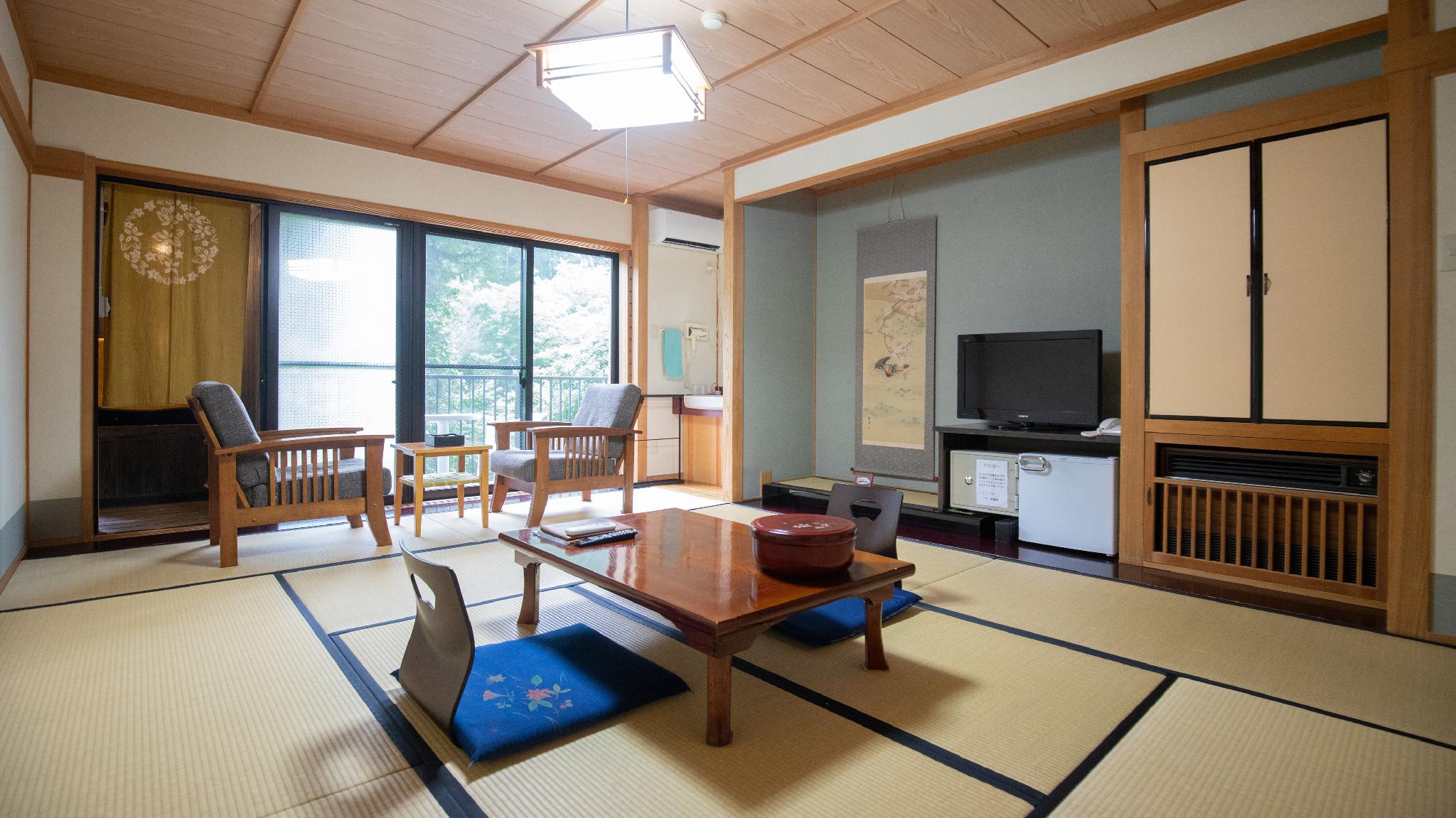 Shirataki Hotel 29/39