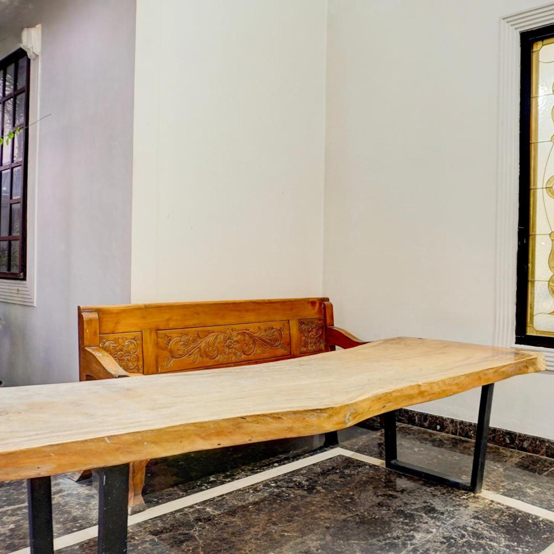 Hotel O Stasiun Cirebon Kejaksan Near Alun Alun Cirebon Formerly Family Homestay 8/27