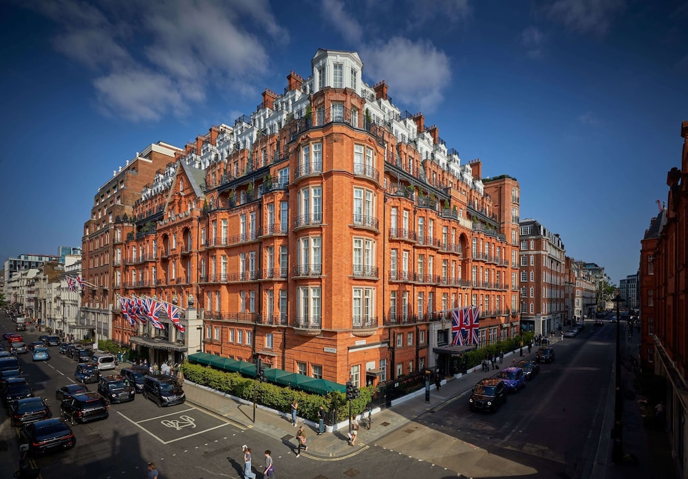 CLARIDGES HOTEL 2/73
