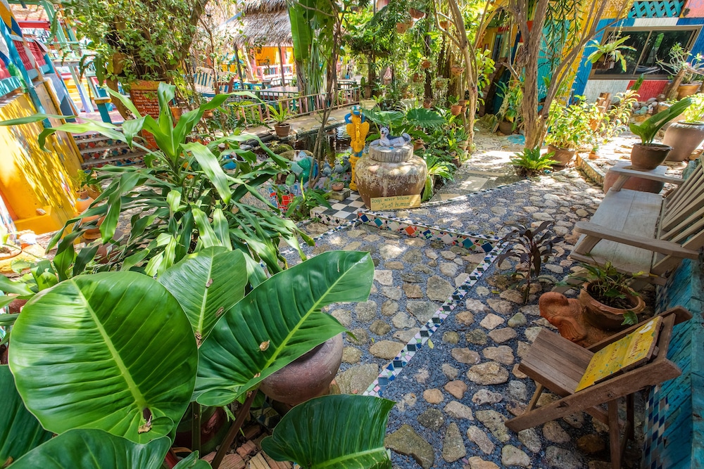 Varinda Garden Resort 42/50