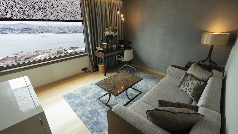 The Marmara Taksim 44/70