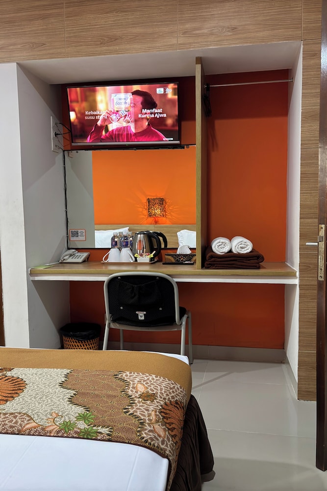 Hotel Bumi Makmur Indah 36/54
