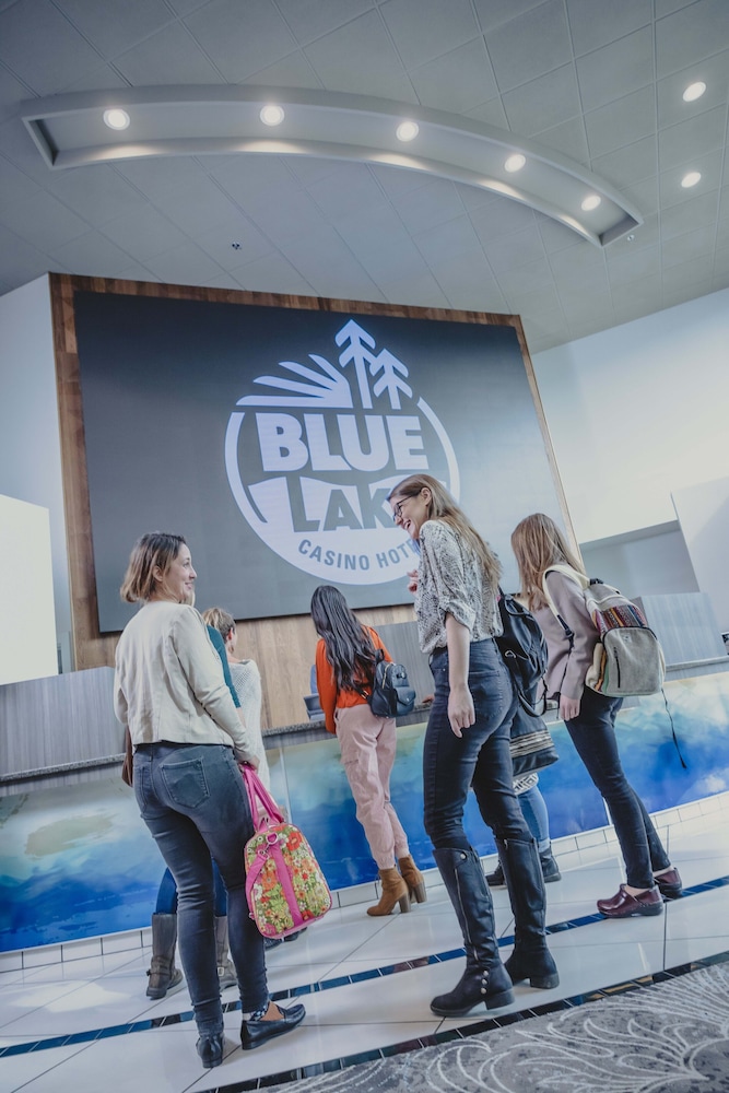 Blue Lake Casino Hotel 16/28