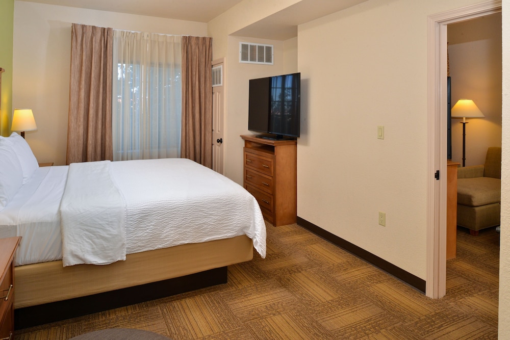 Staybridge Suites Las Cruces 23/72