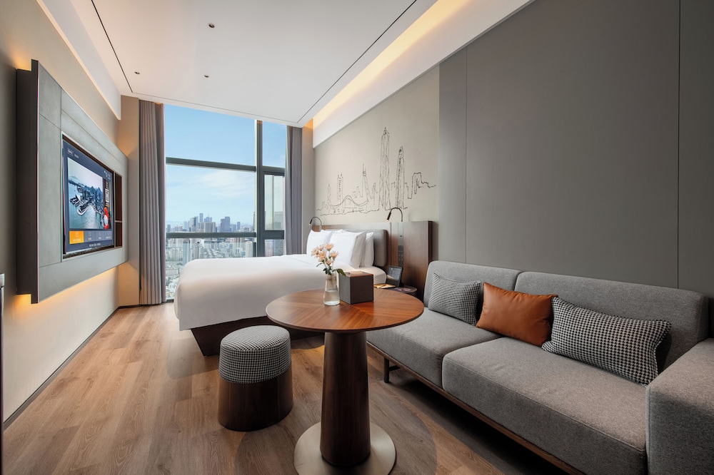 UrCove by Hyatt Shenzhen Bay Nanyou 24/50