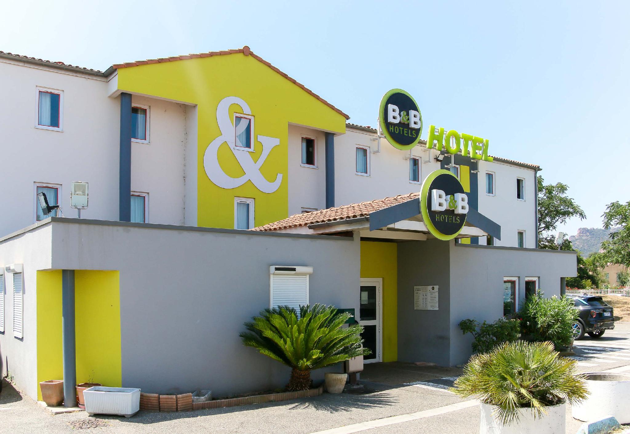 B&B Hotel Frejus Roquebrune sur Argens in ROQUEBRUNE-SUR-ARGENS