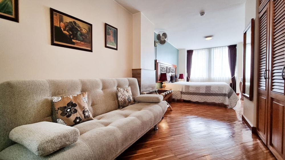 CASA JOAQUIN BOUTIQUE HOTEL 55/74
