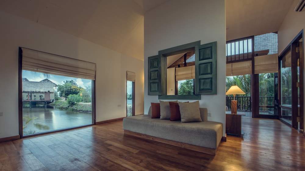 Suriya Resort 41/60