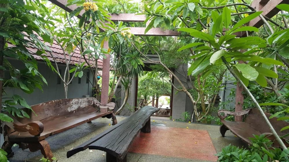 Exotic Komodo Hotel 35/39