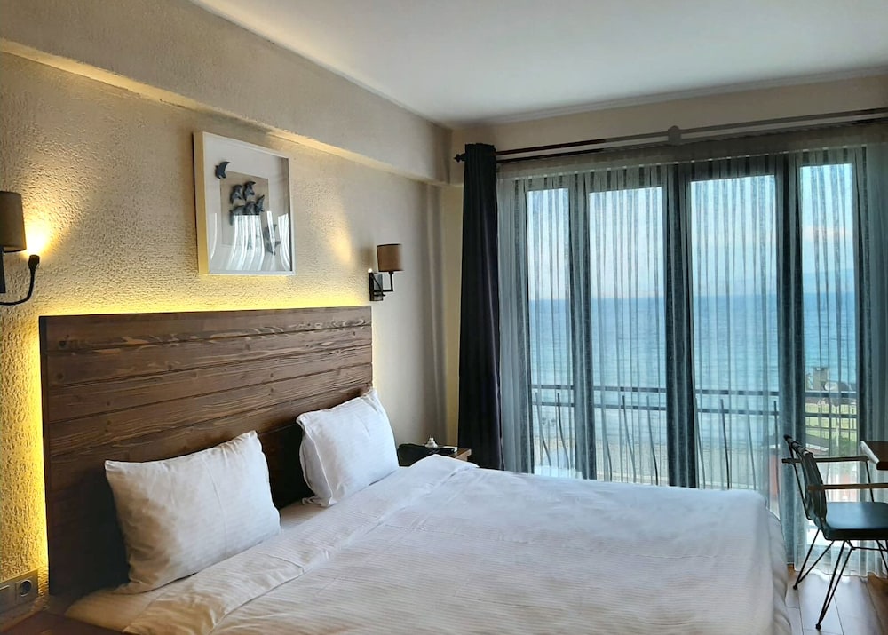 8 Rooms Boutique Hotel 19/50