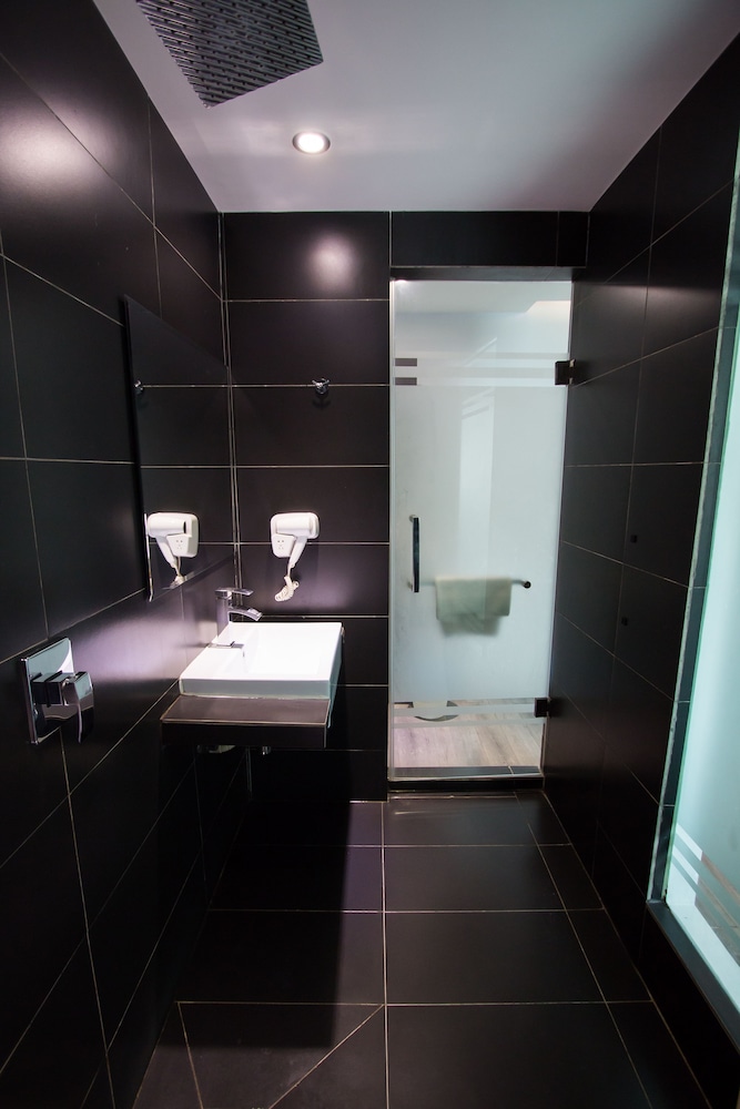 Hotel 99 - Pusat Bandar Puchong 46/48