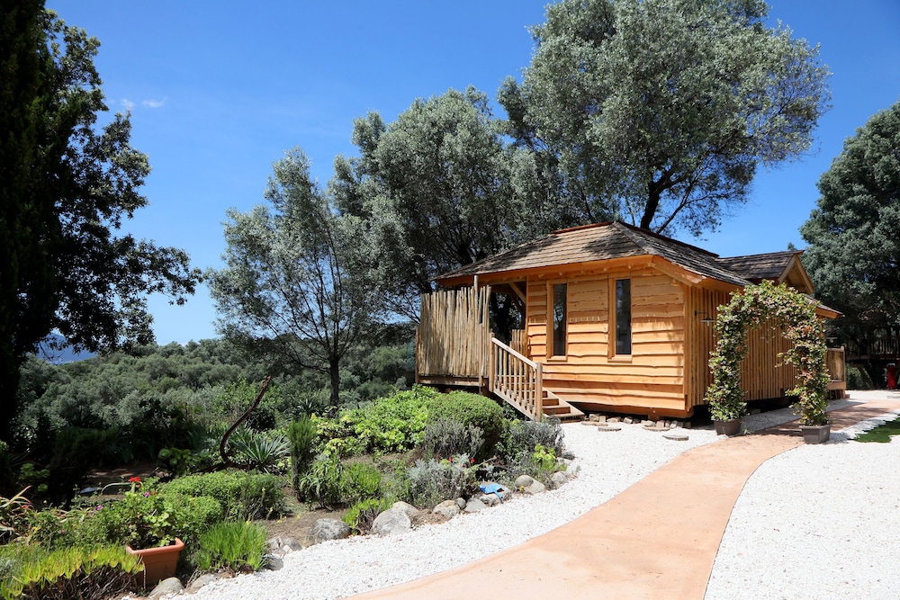 Hostellerie Du Moulin Des Oliviers 5/49