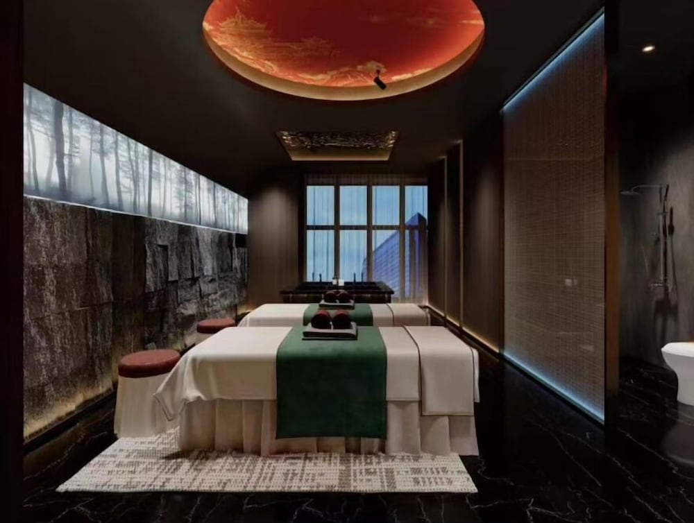 Mercure Chengdu Downtown 42/71