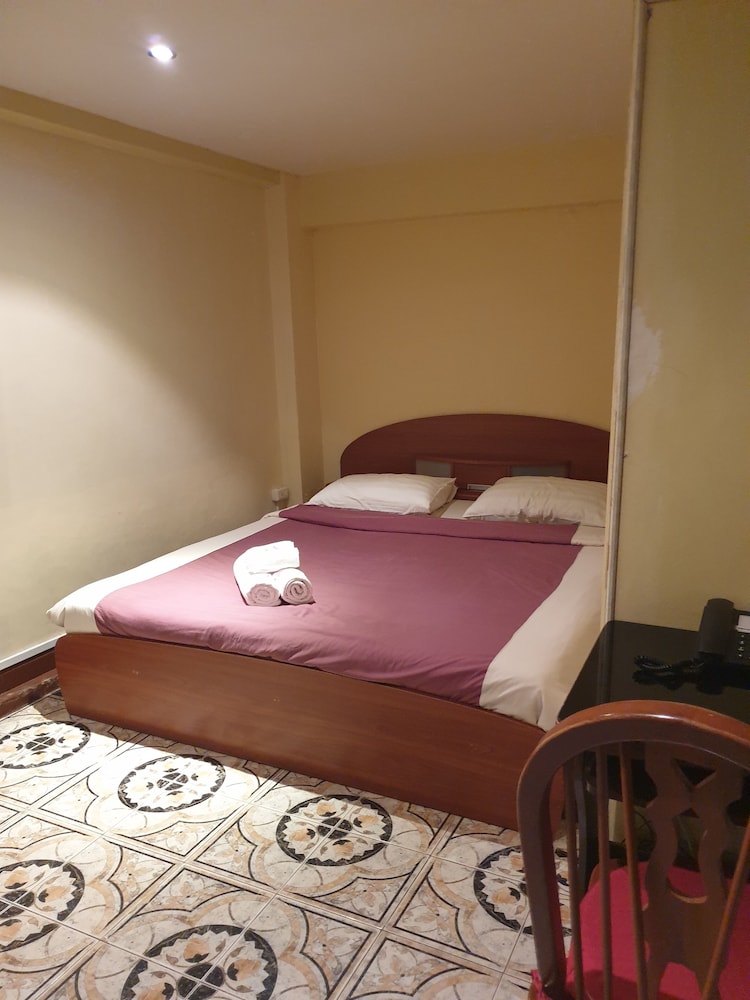Chaiyapoon Inn 43/67