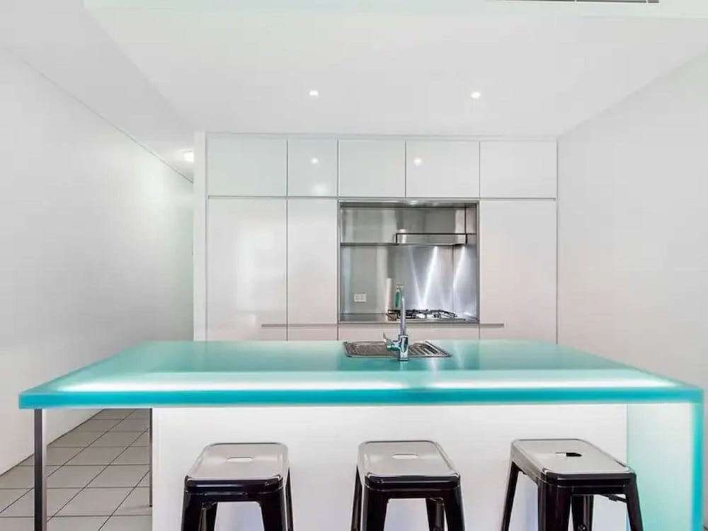 MIRO APARTMENTS 56/71