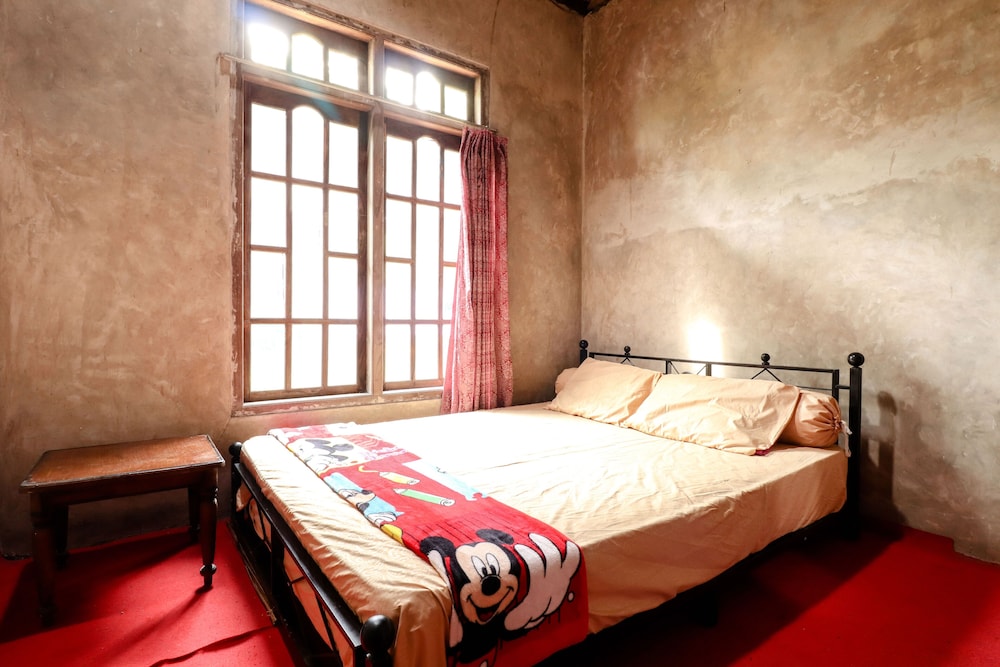 Kasmiyem Homestay by ZUZU 12/31