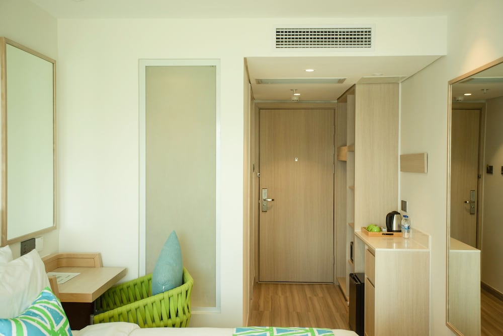 Lime Resort Manila 40/42