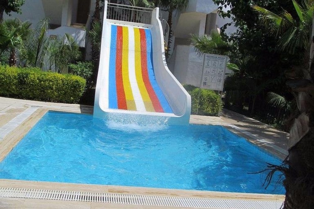 Club Akman Beach Hotel 43/50