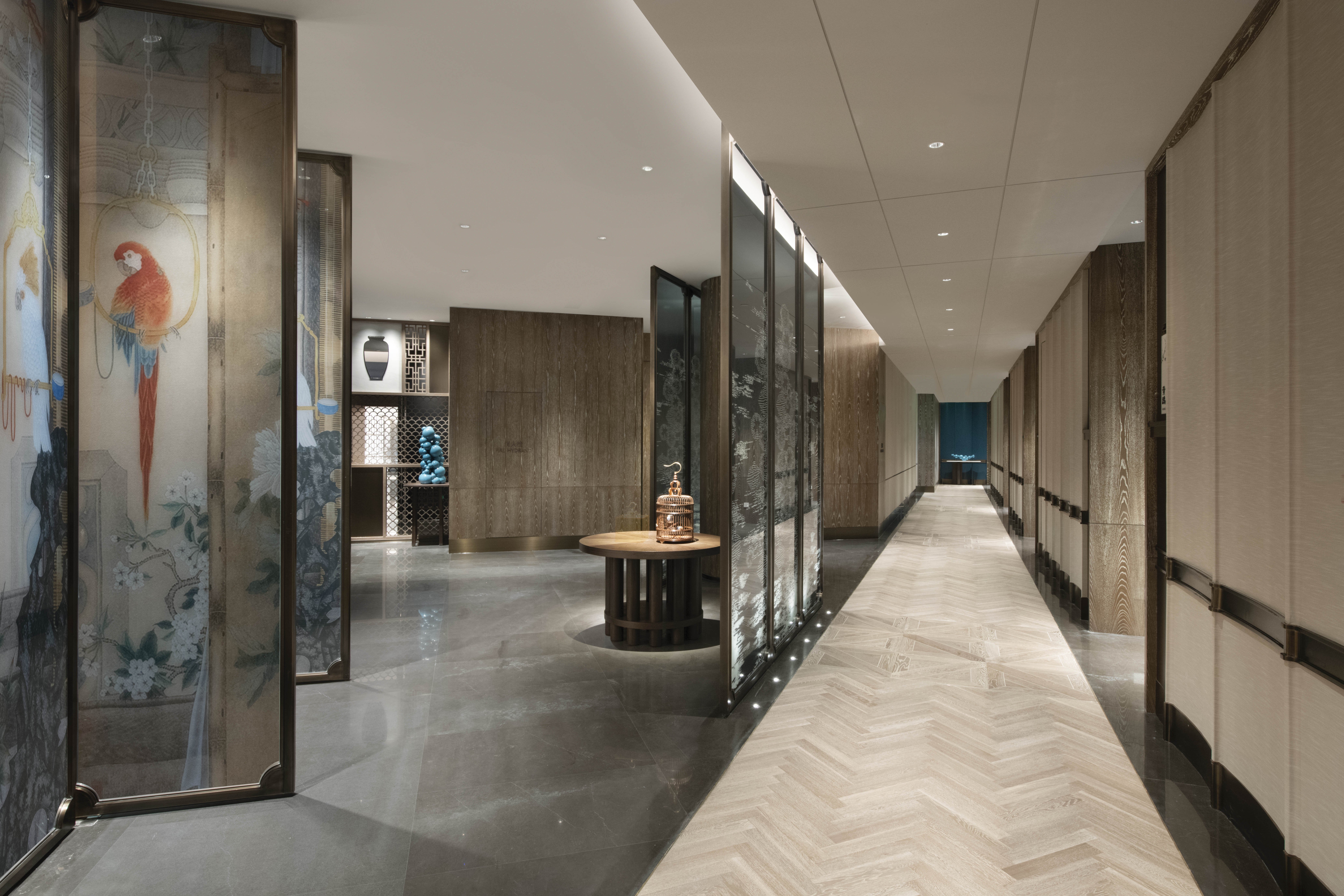 CROWNE PLAZA WUHAN OPTICS VALLEY 12/72