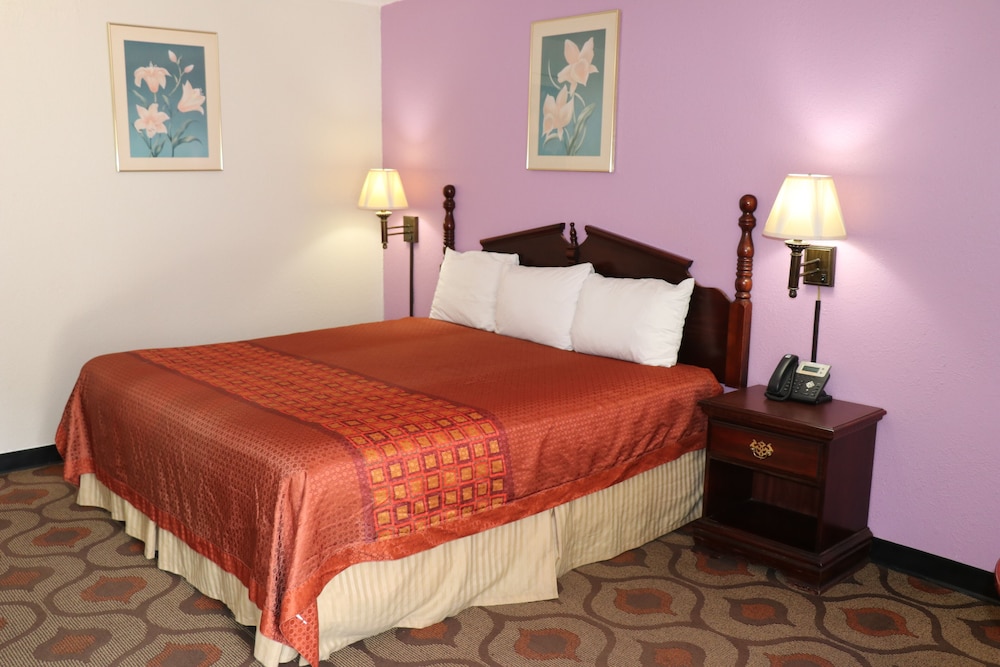 Knights Inn Mineral Wells 20/45
