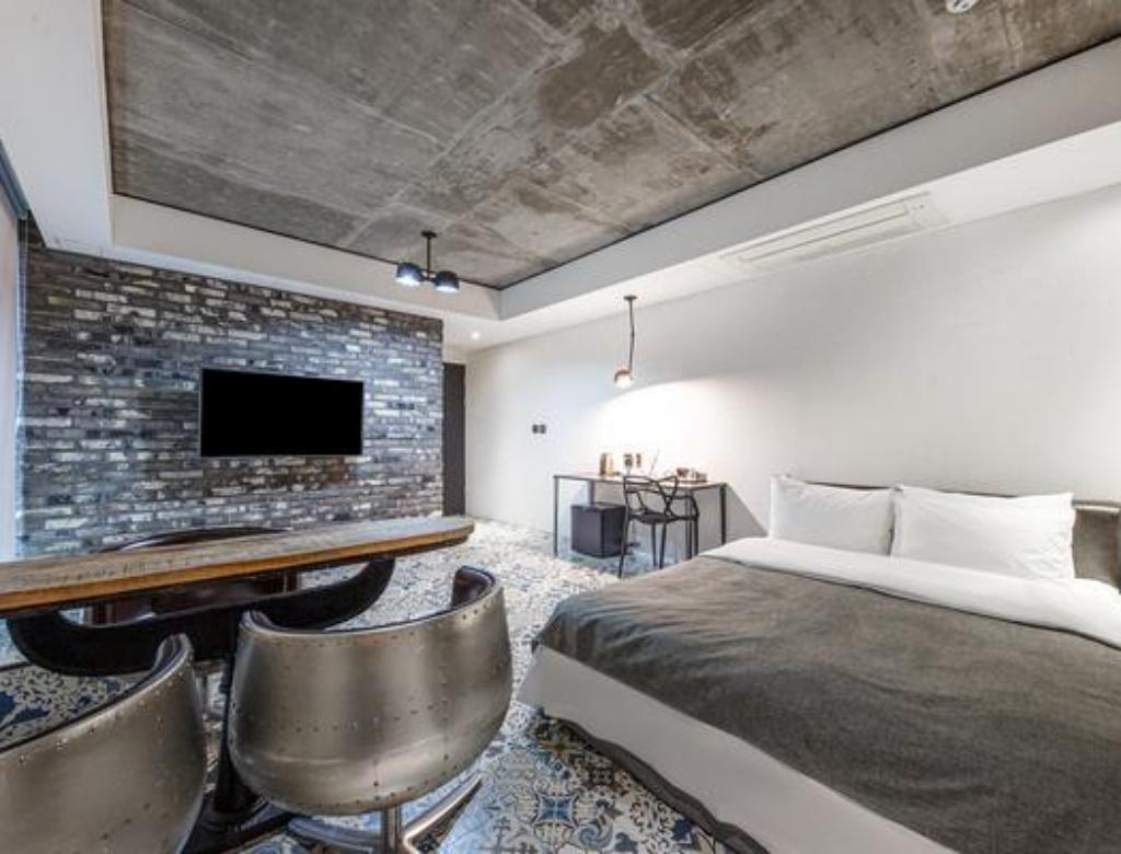 Garden Suite