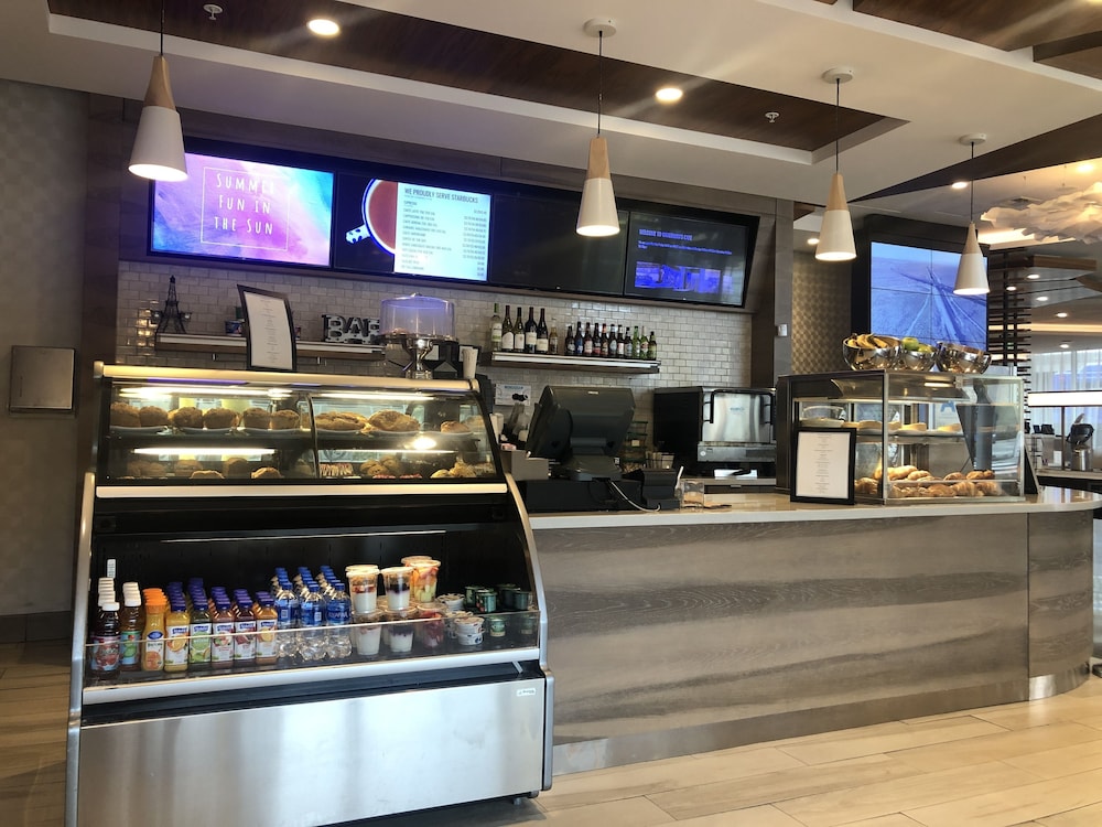 Courtyard by Marriott Santa Monica 18/59
