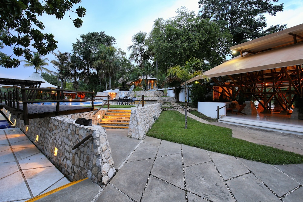 Villa Maya 58/67