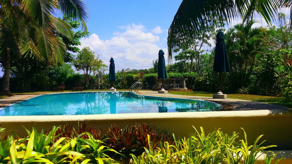 Asian Jewel Boutique Hotel 33/39