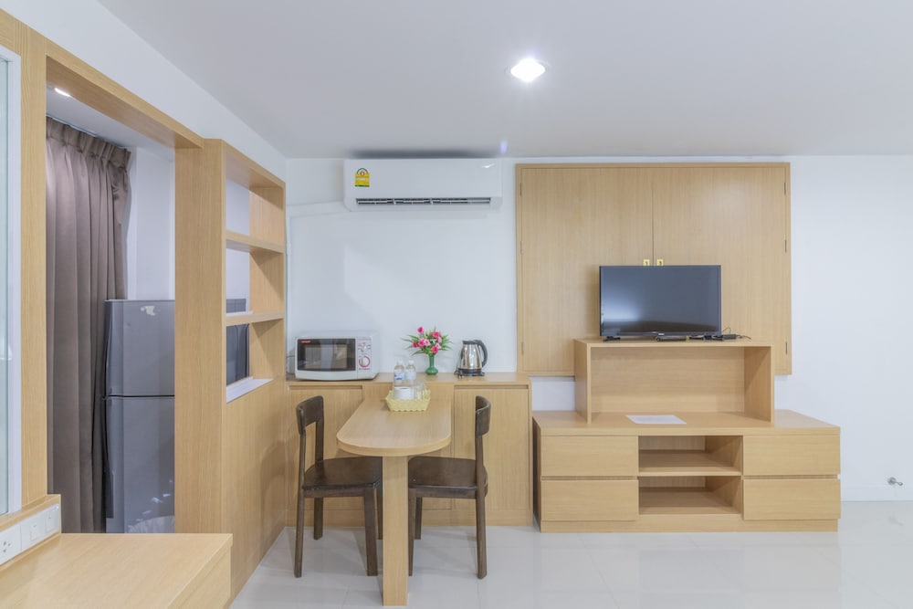 Townhouse Siam Privi Hotel 38/42
