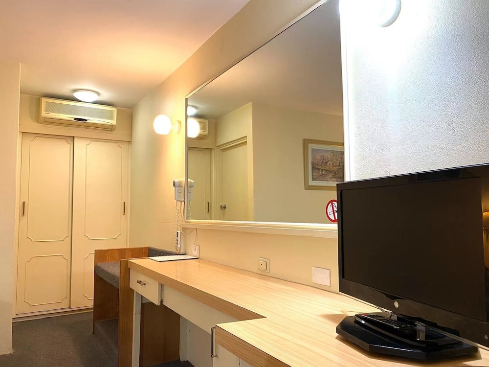Gateway Motor Inn Narrandera 43/45