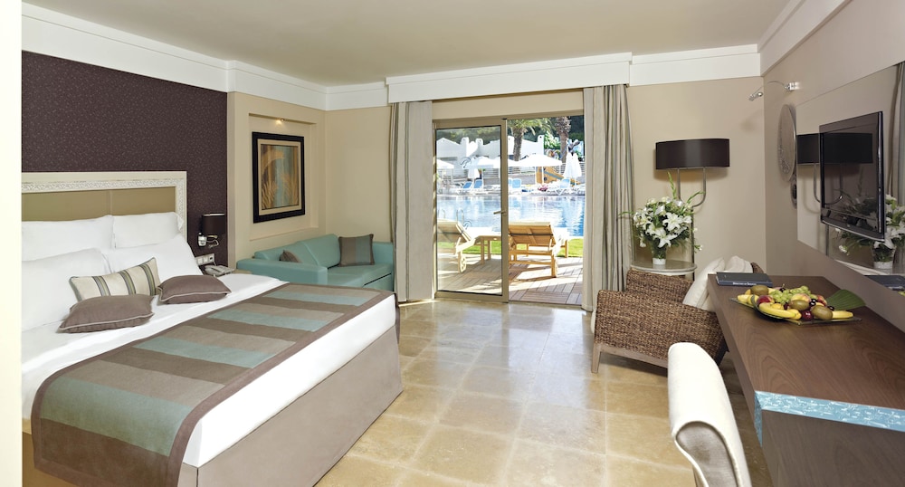Paloma Pasha Resort 8/49