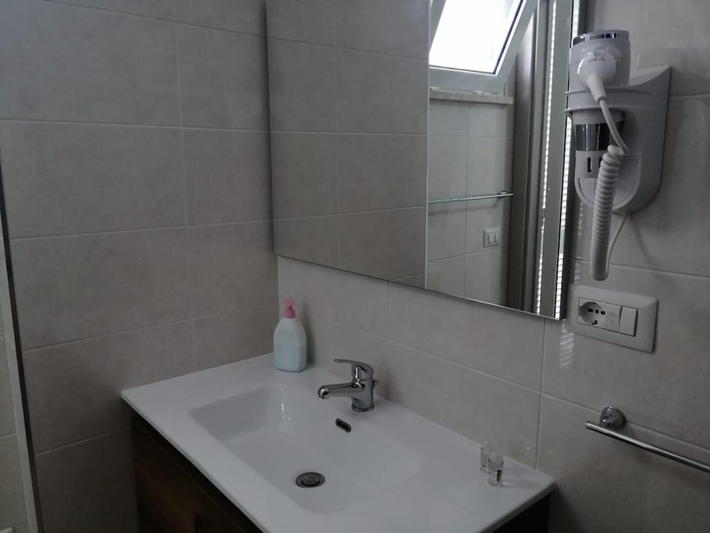 Hotel Tirreno 46/52