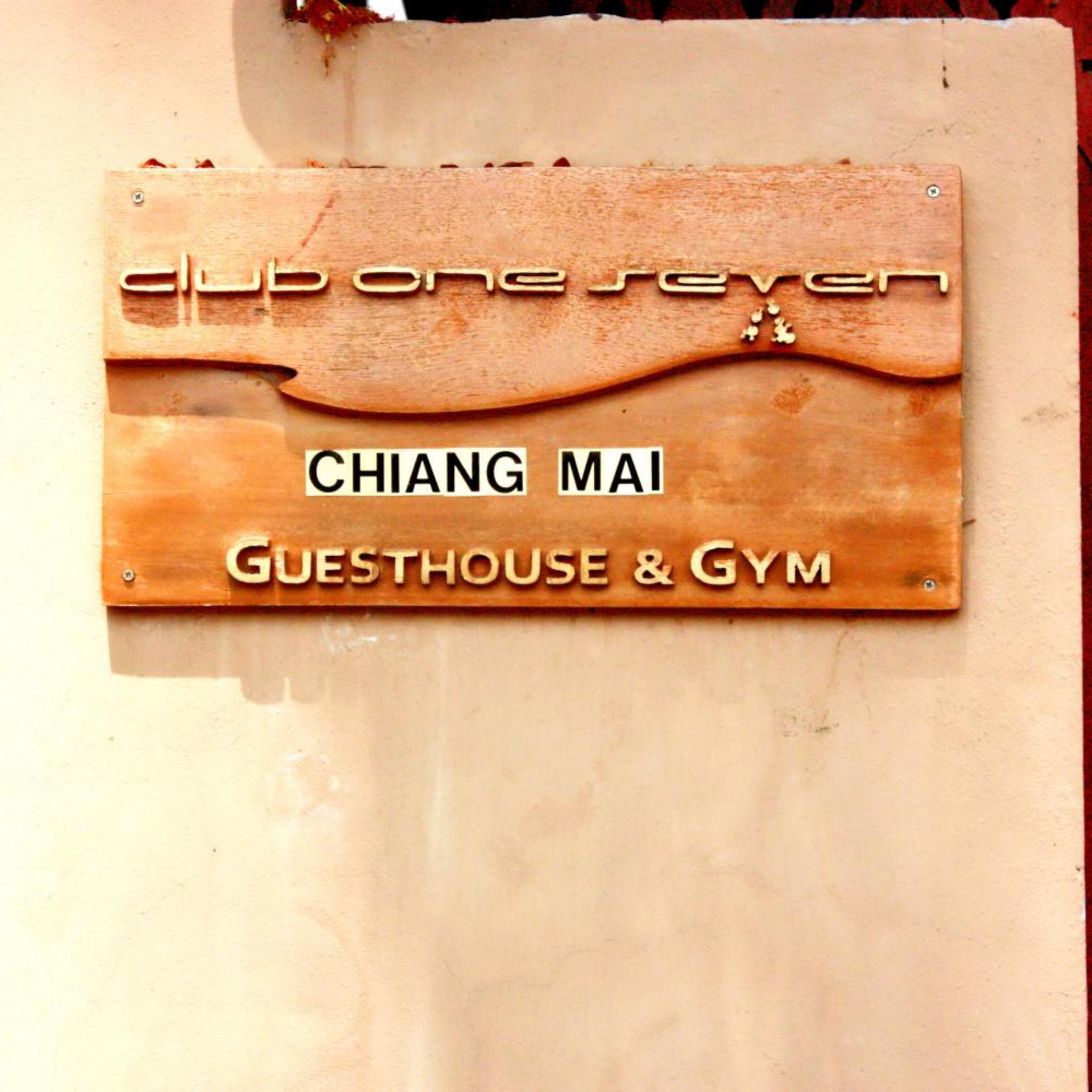 Club One Seven Gay Men Hotel Chiang Mai 16/51