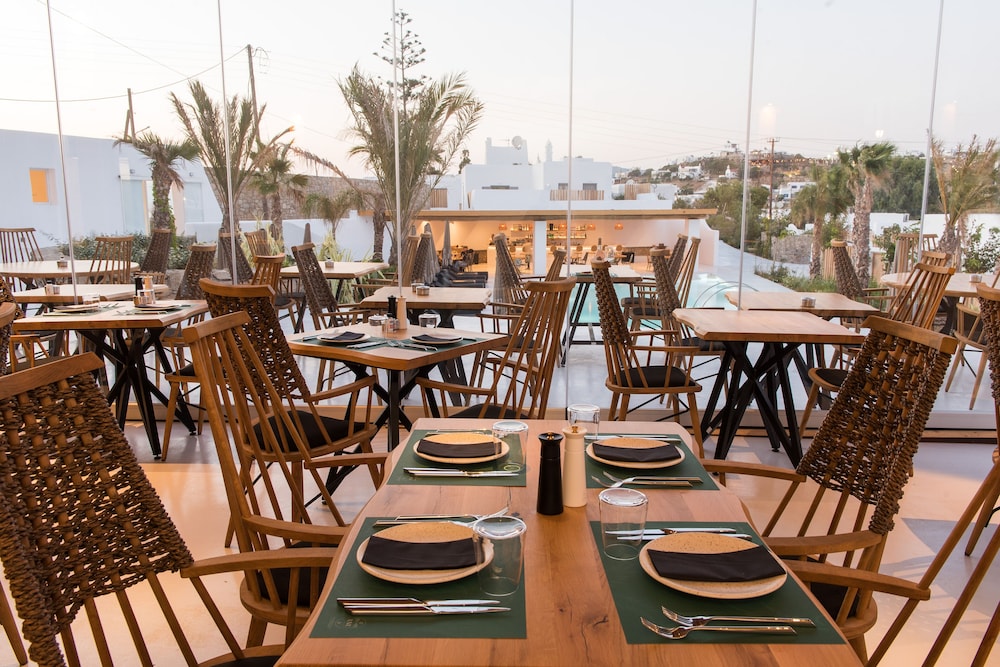 Akkadian Mykonos Resort 59/69