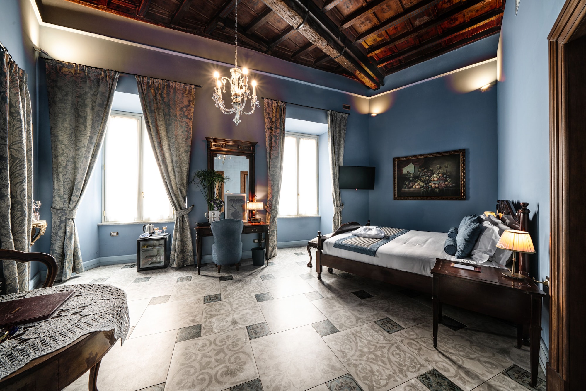 Tower, Deluxe, Suite, Queen Bed, City View