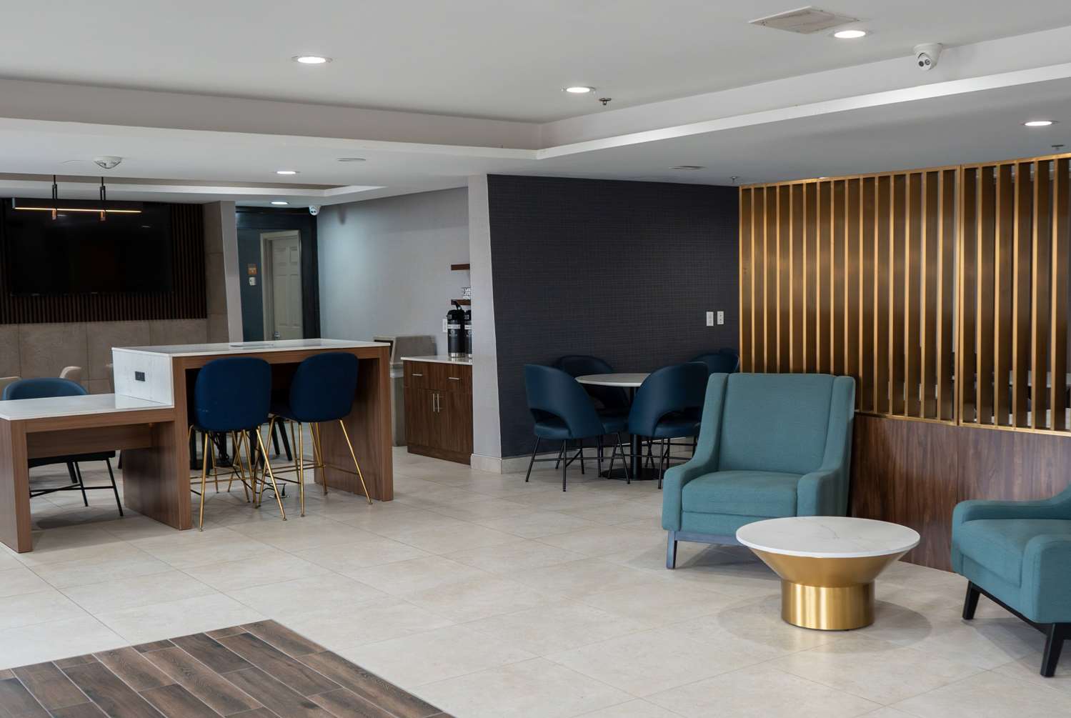 La Quinta Inn & Suites by Wyndham Dallas Mesquite 45/67