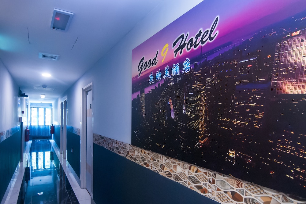 Good 9 Hotel - Bukit Dahlia 3/24
