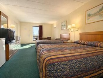 Days Inn by Wyndham Cincinnati East 12/21