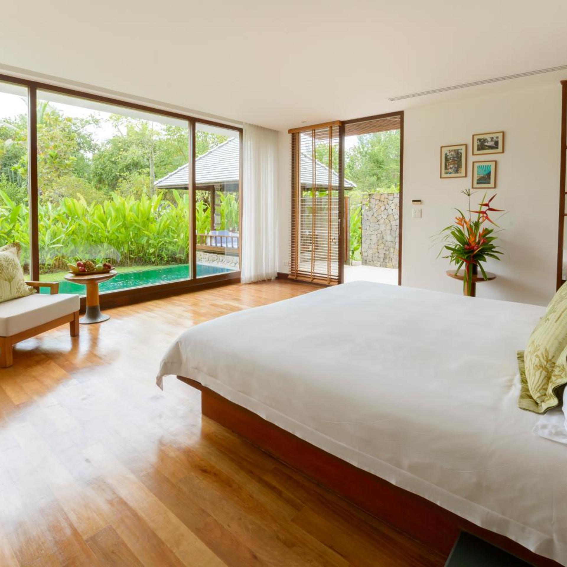 Pool Residence, King Bed