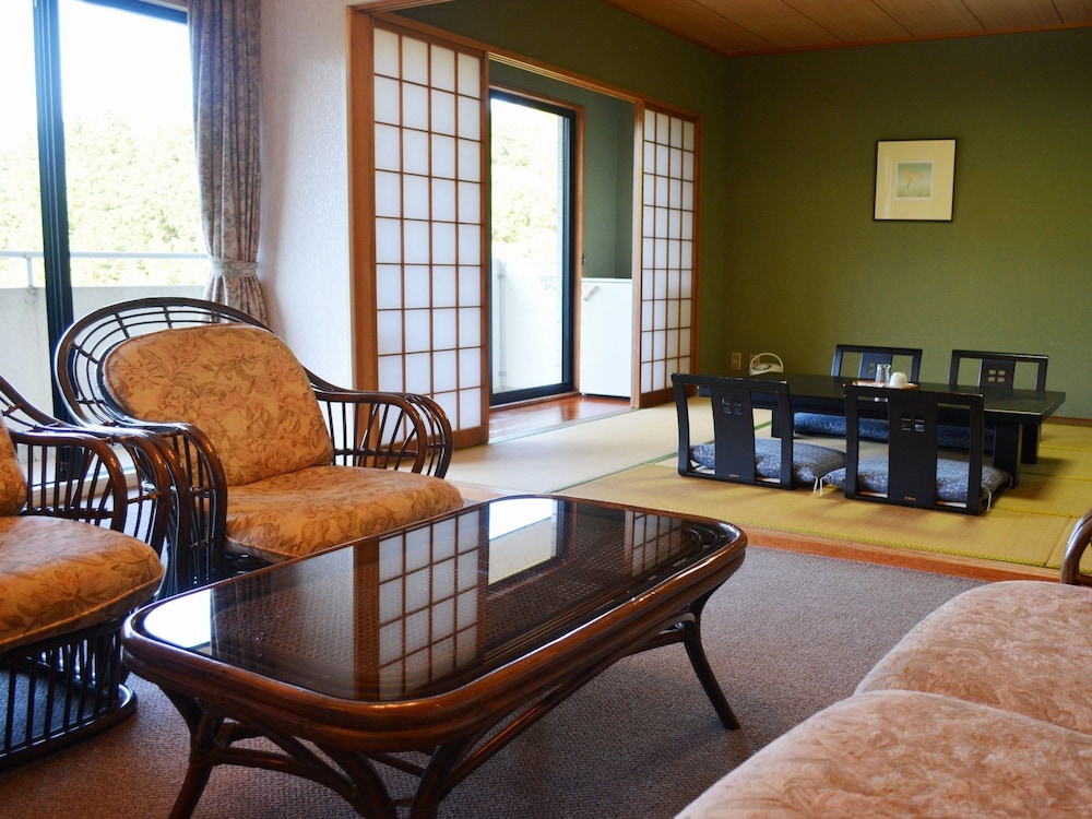 Livemax Resort Atami Forest 39/59