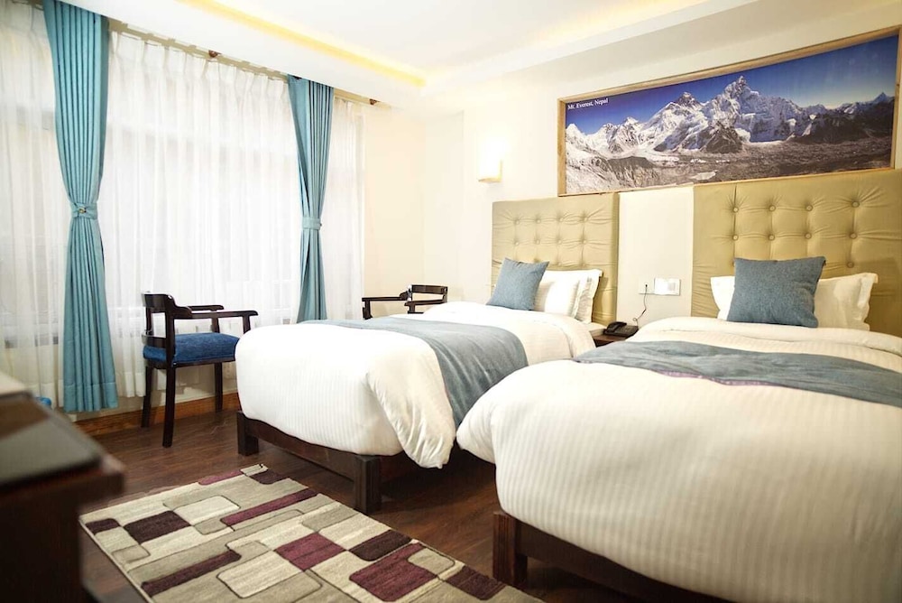 Shatkar Hotel and Spa 9/16