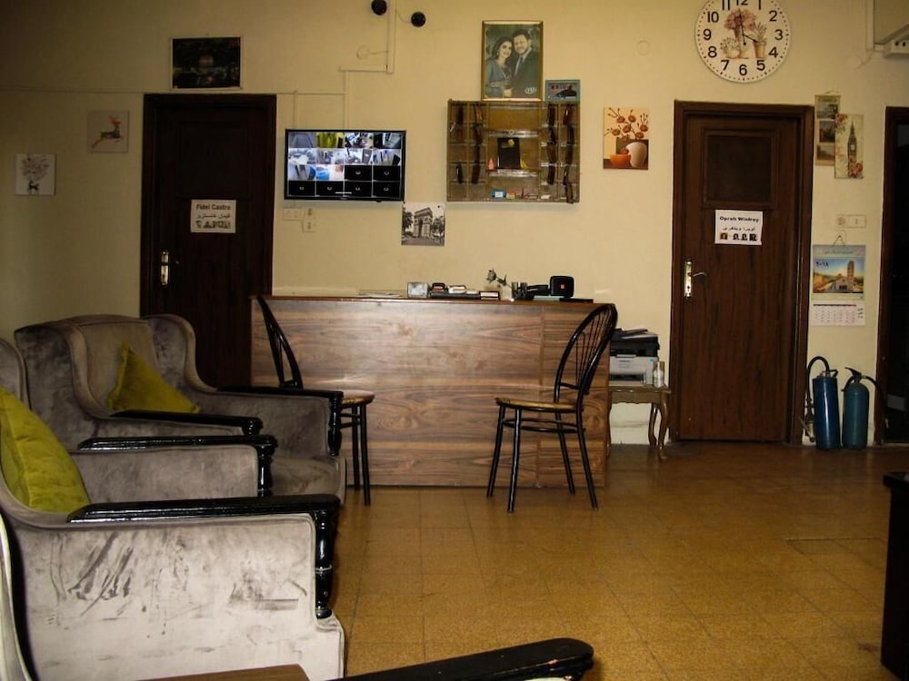 Cliff Hostel 19/36