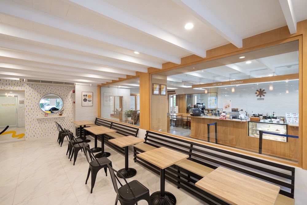 Bedline Hotel - SHA Certified 29/36