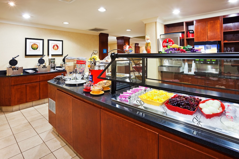 Staybridge Suites Chattanooga Downtown Convention Center 39/53