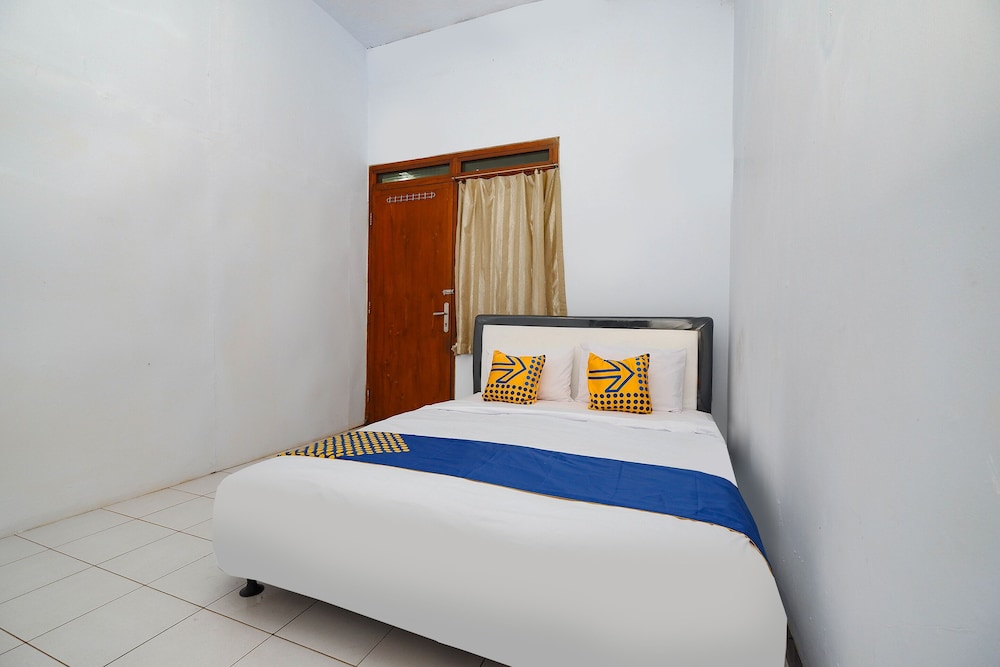 OYO 2240 Simpang Tujuh Residence 18/50