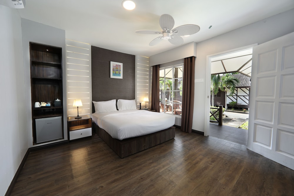 Garden, Premier, Queen Bed