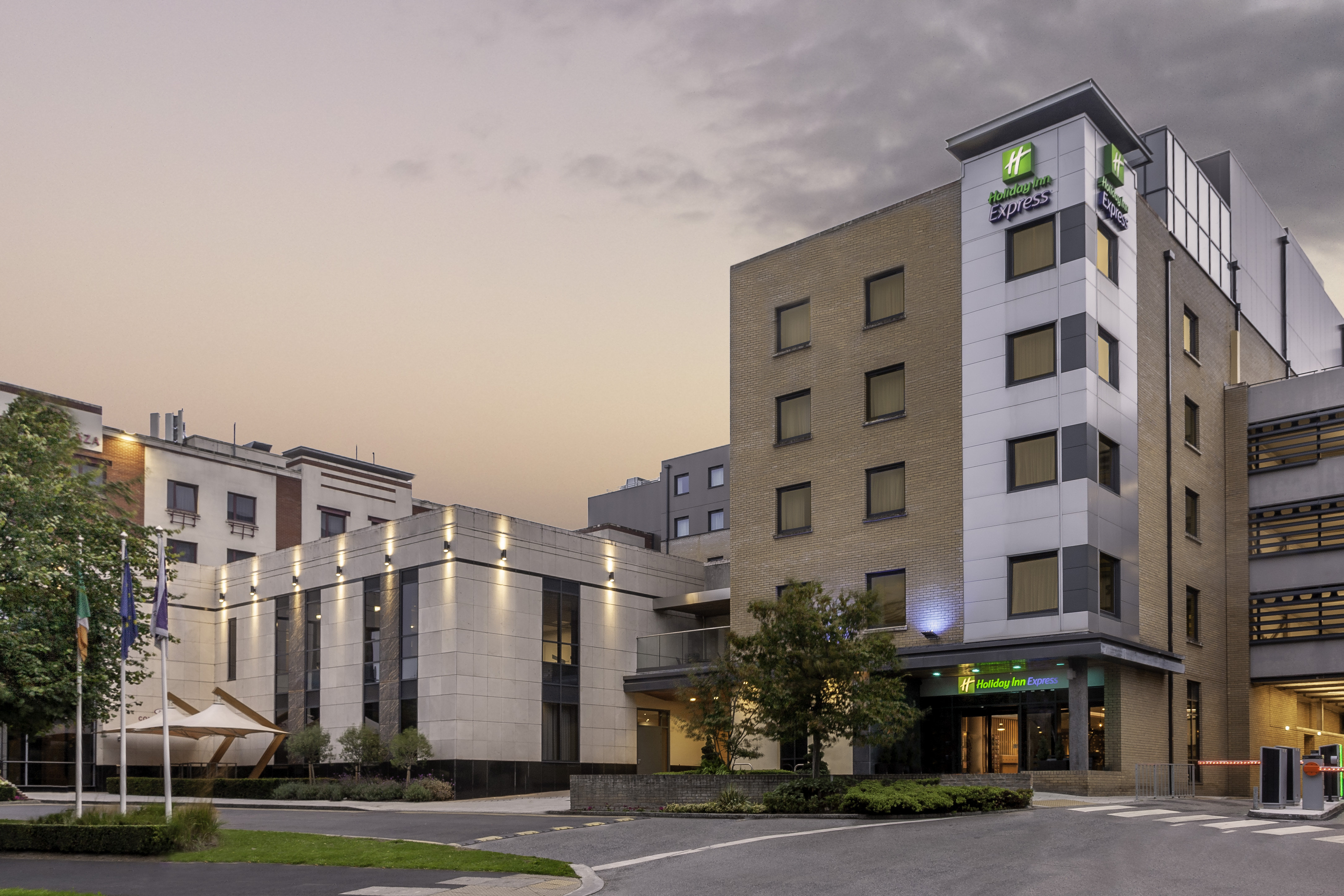 Holiday Inn Express Dublin Airport 25/30