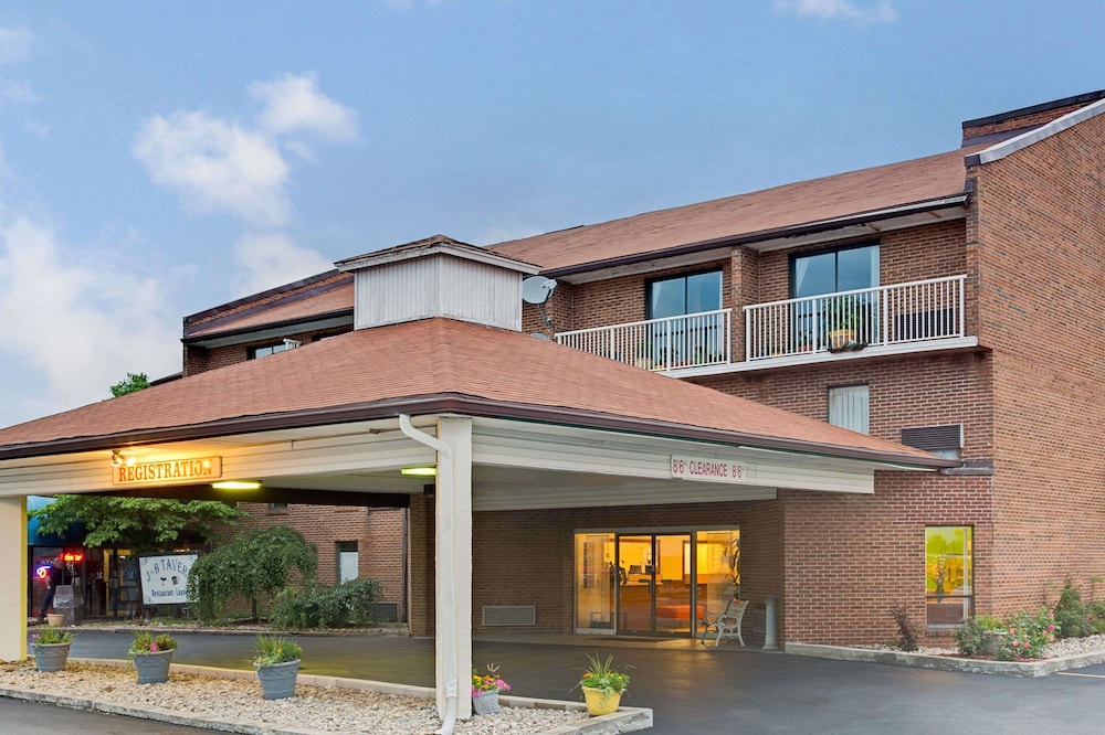 Days Inn by Wyndham Cincinnati East 3/21